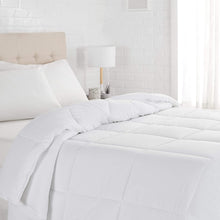 Load image into Gallery viewer, AmazonBasics Down Alternative Bed Comforter, Full / Queen, White, Light
