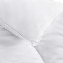 Load image into Gallery viewer, AmazonBasics Down Alternative Bed Comforter, Full / Queen, White, Light
